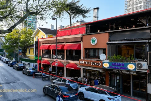 Bostancı ana cadde üzerinde tabela değeri yüksek satılık dükkan ve mağaza.