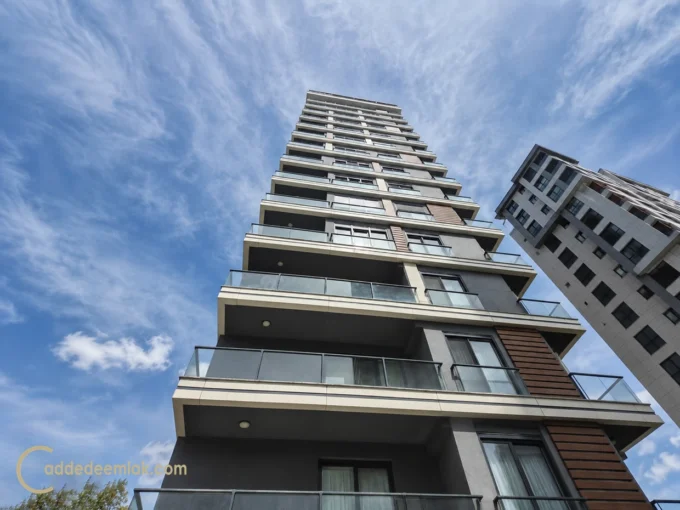 Caddebostan deniz manzaralı 3+1 satılık daire salon aydınlatma
