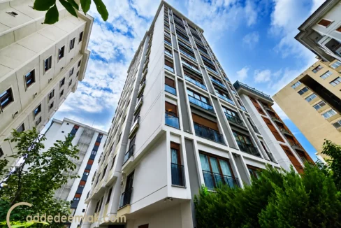 Erenköy otoparklı geniş daire