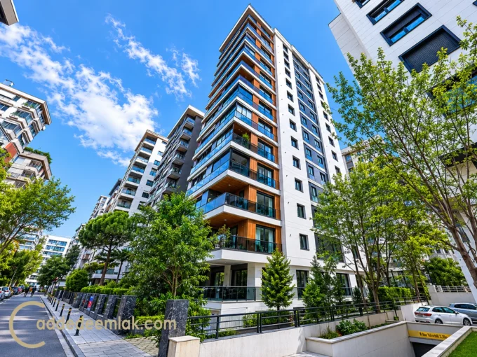 Caddebostan satılık 4+1 daire