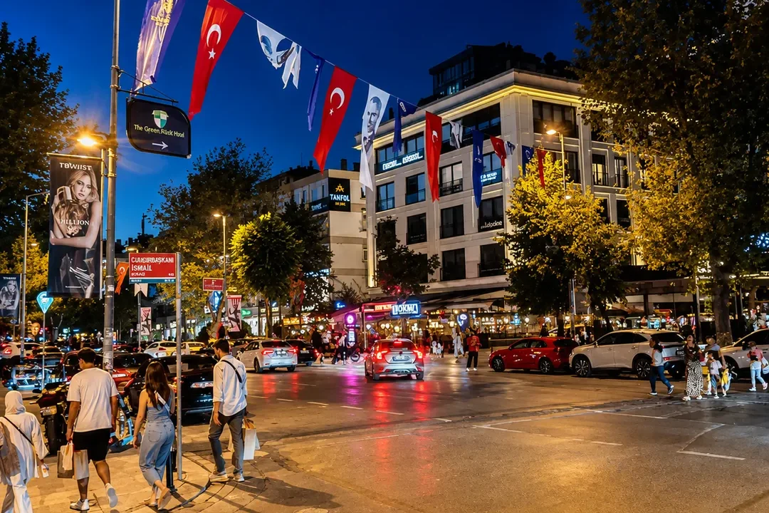 Kadıköy eğitim seviyesi yüksek nüfus ve Bağdat Caddesi lüks emlak projeleri