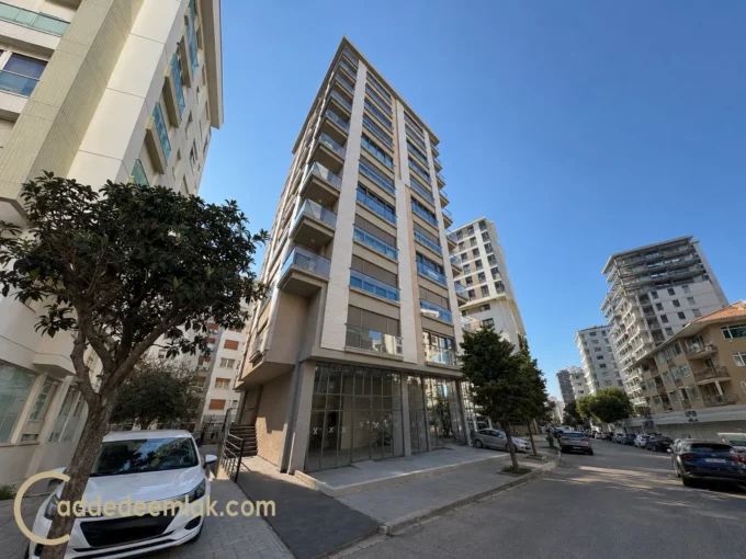 Suadiye Ayşeçavuş caddesi satılık 3+1