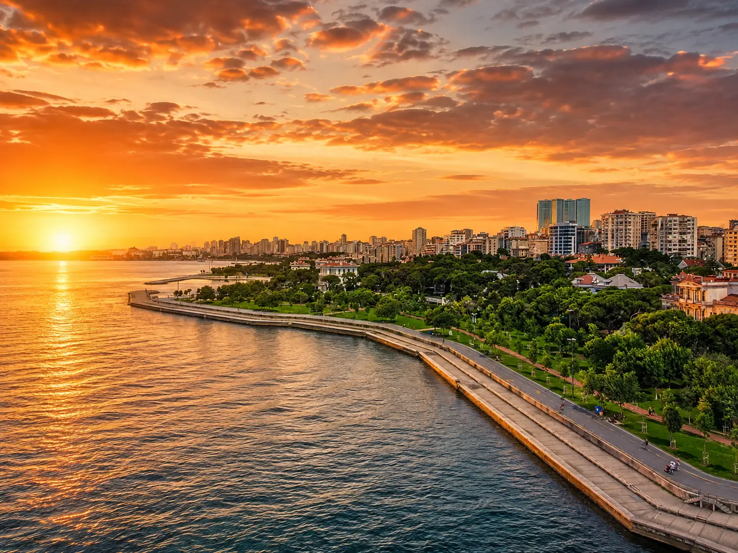 Caddebostan Sahil Parkı ve Kordon Hattı