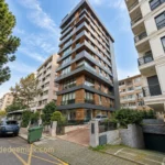 Suadiye yalı parselinde butik sitede satılık 4+1