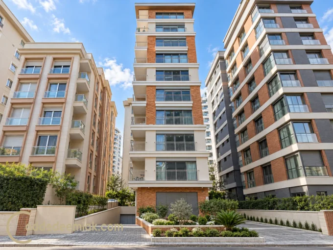 Caddebostan Gelengül sokakta satılık 3+1 modern bina dış cephesi